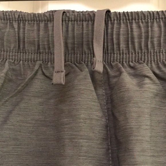 Nike Athletic/Athleisure/Running Shorts, NWT! - Picture 4 of 8
